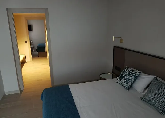 Hotel Torrent